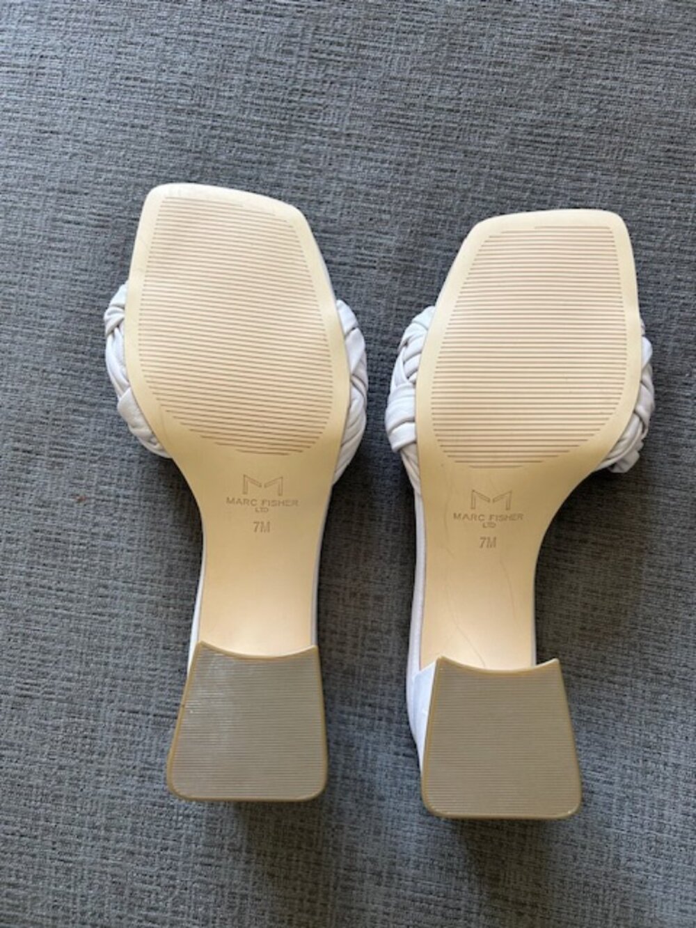 NEW!  Marc Fisher Cerita Sandals - Pale Gray - Size 7 - Picture 3 of 3